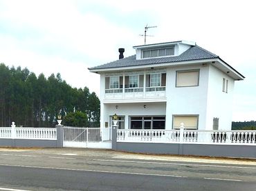 Casa amb balcó en venda a AC-419