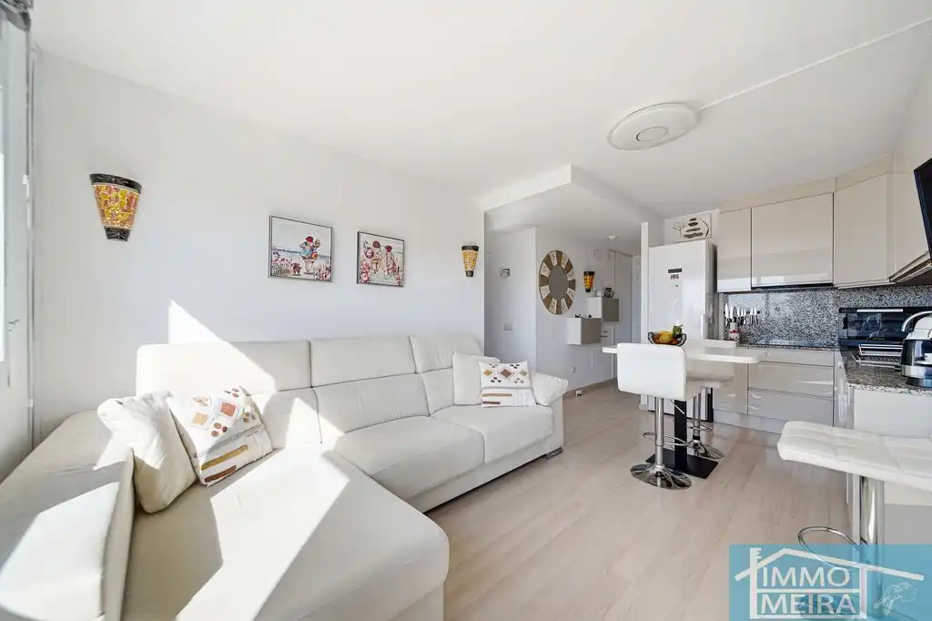 Sala de estar de Apartamento en venta en Roses con Aire acondicionado, Calefacción y Terraza