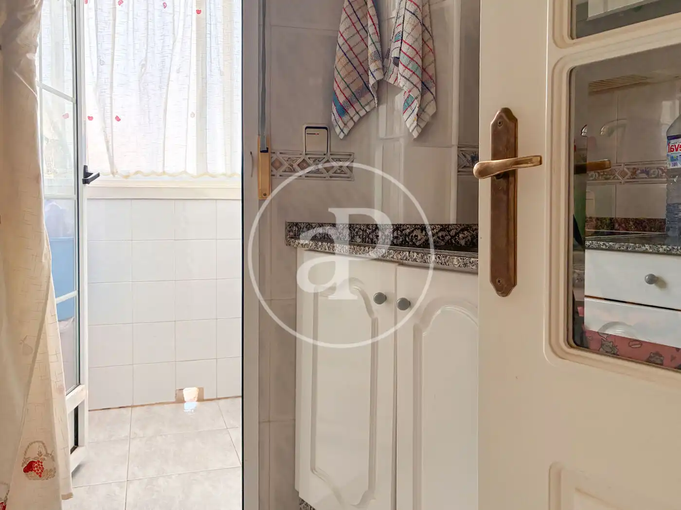 Baño de Piso de alquiler en Santa Pola con Calefacción, Trastero y Amueblado