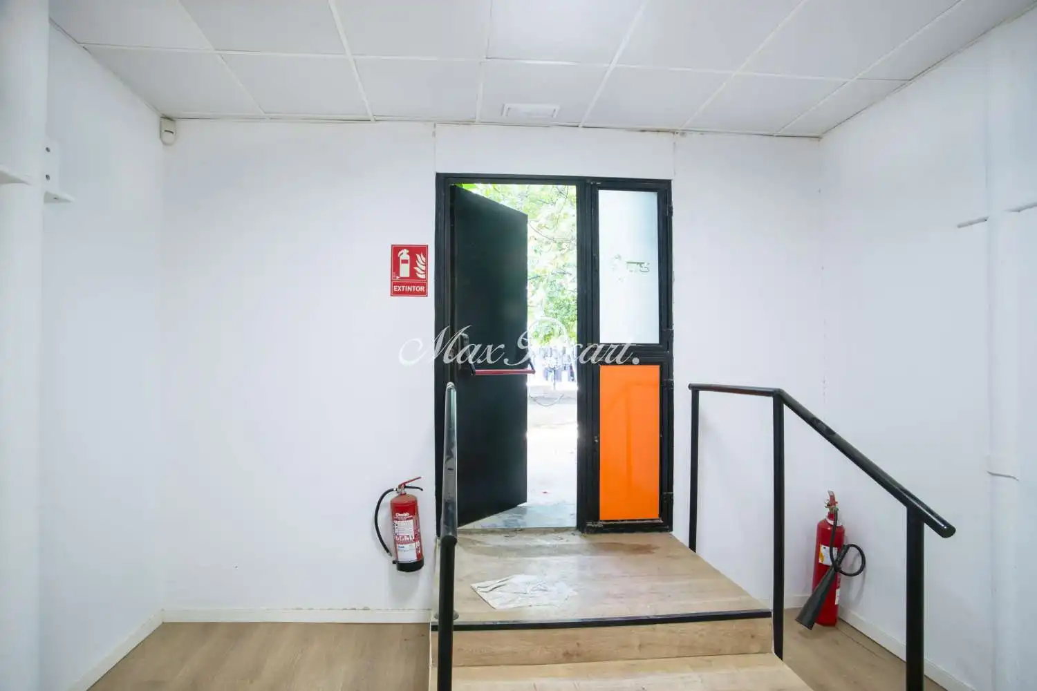 Local comercial de lloguer a Eixample, imagen 25