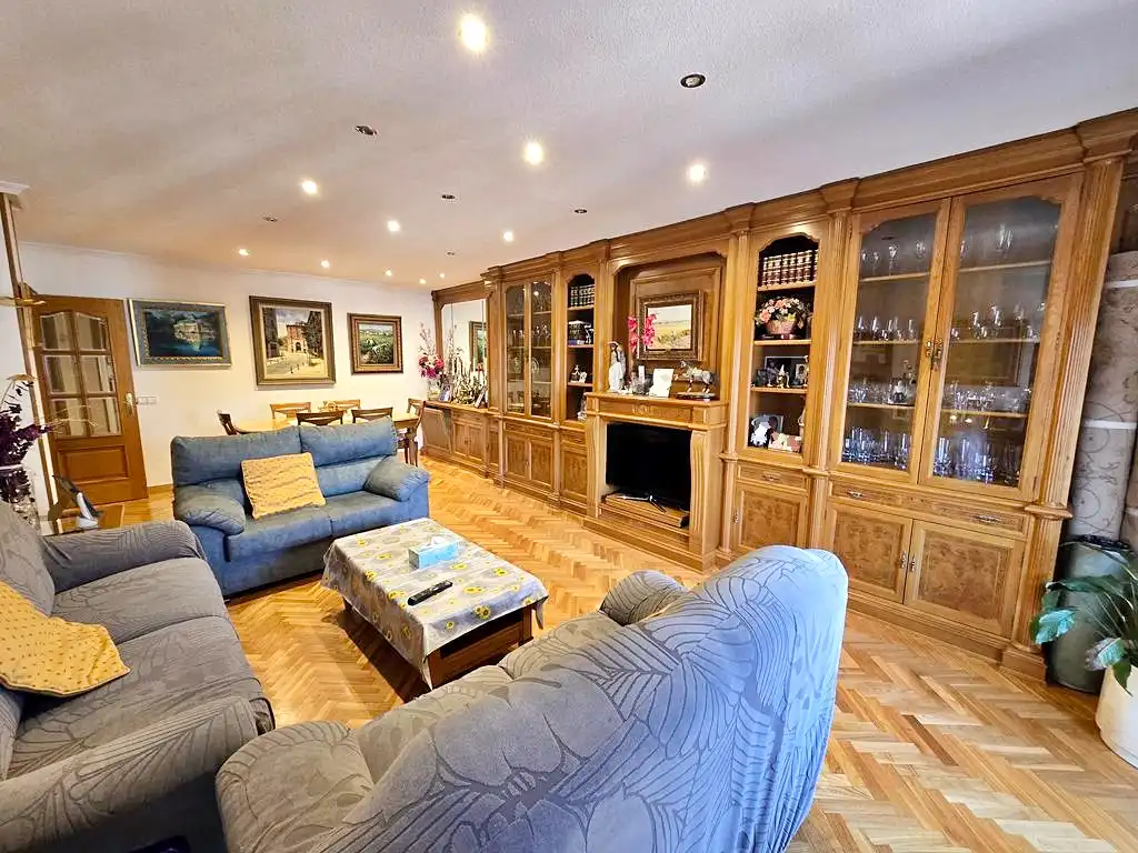 Dachboden zum Verkauf in Casco Antiguo, Centro