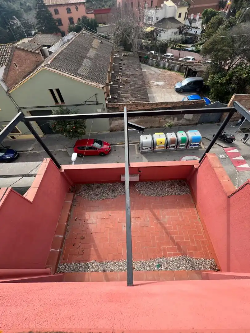 Parking de Local de alquiler en Sant Boi de Llobregat con Aire acondicionado