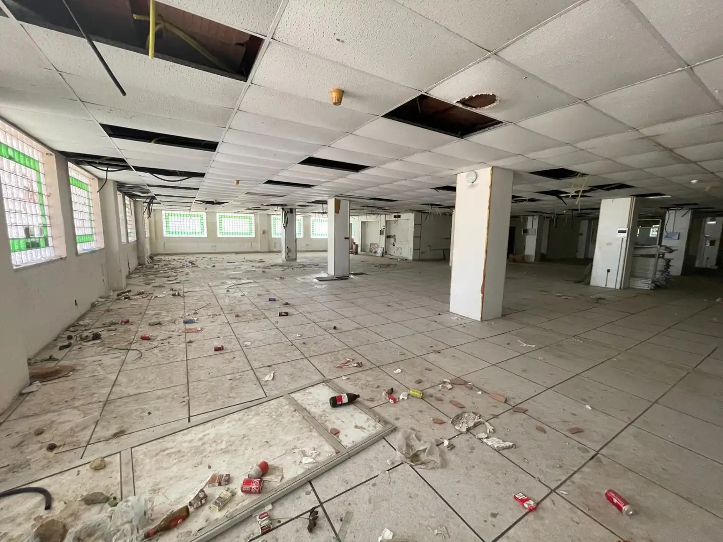 Local comercial en venda a Plaza DEL ALMENDRAL 7, imagen 5