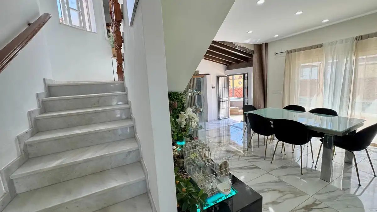 Casa o xalet en venda en Alhaurín de la Torre amb Aire condicionat, Calefacció i Piscina