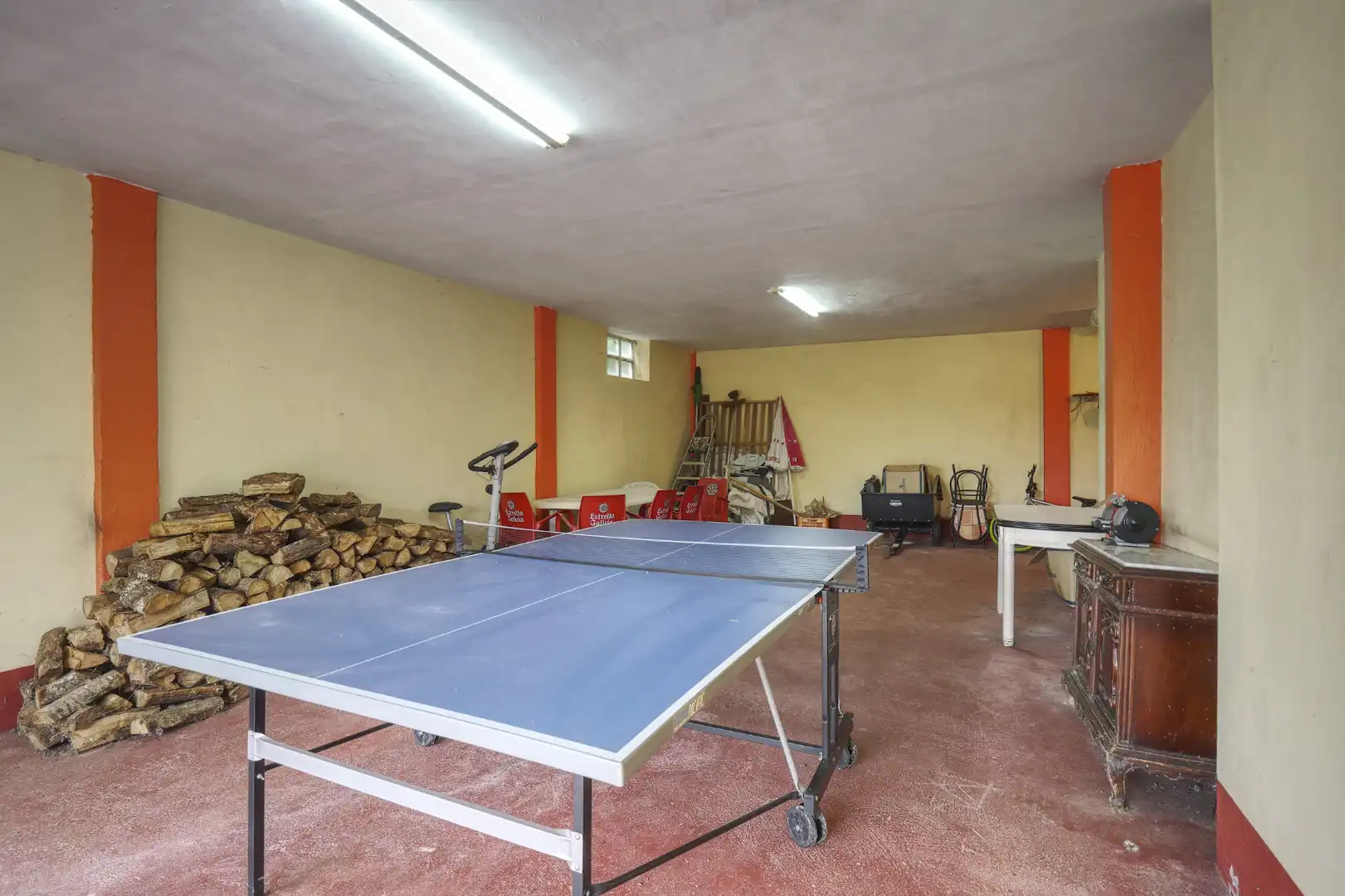 Houses for sale in Abegondo  with Heating, Private garden and Parquet flooring