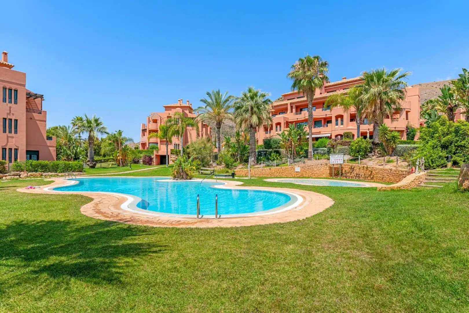 Apartment mit Pool zum Verkauf in Golf Bahía, imagen 35