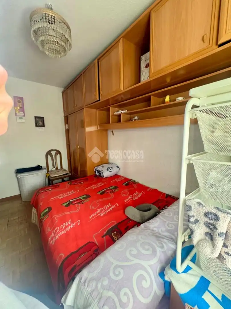 Dormitori de Pis en venda en Madrid amb Calefacció, Terrassa i Balcó