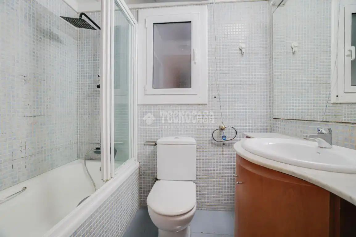 Baño de Piso en venta en Barcelona con Aire acondicionado, Parquet y Balcón