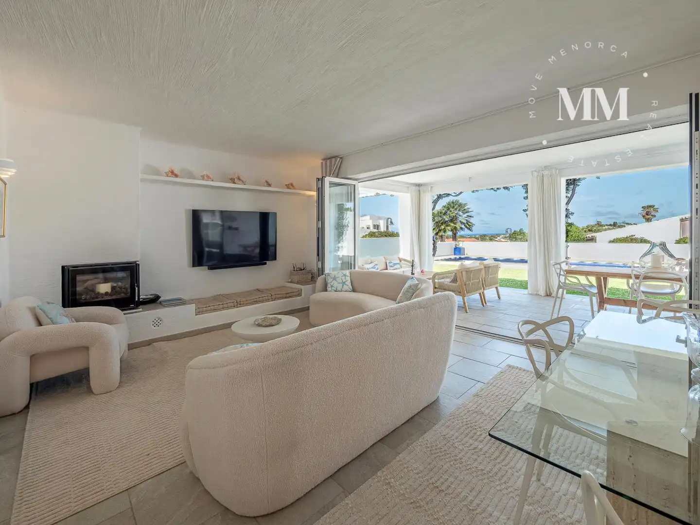 Sala de estar de Casa o chalet en venta en Sant Lluís con Aire acondicionado, Calefacción y Jardín privado