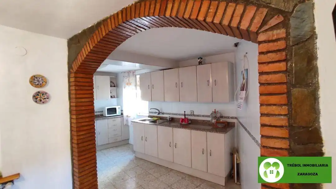 Cocina de Casa o chalet en venta en Escatrón con Aire acondicionado, Calefacción y Terraza