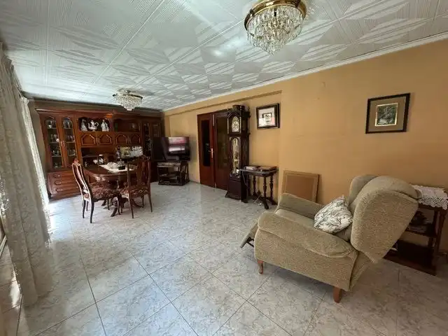 Sala de estar de Piso en venta en Alcoy / Alcoi con Calefacción, Trastero y Amueblado