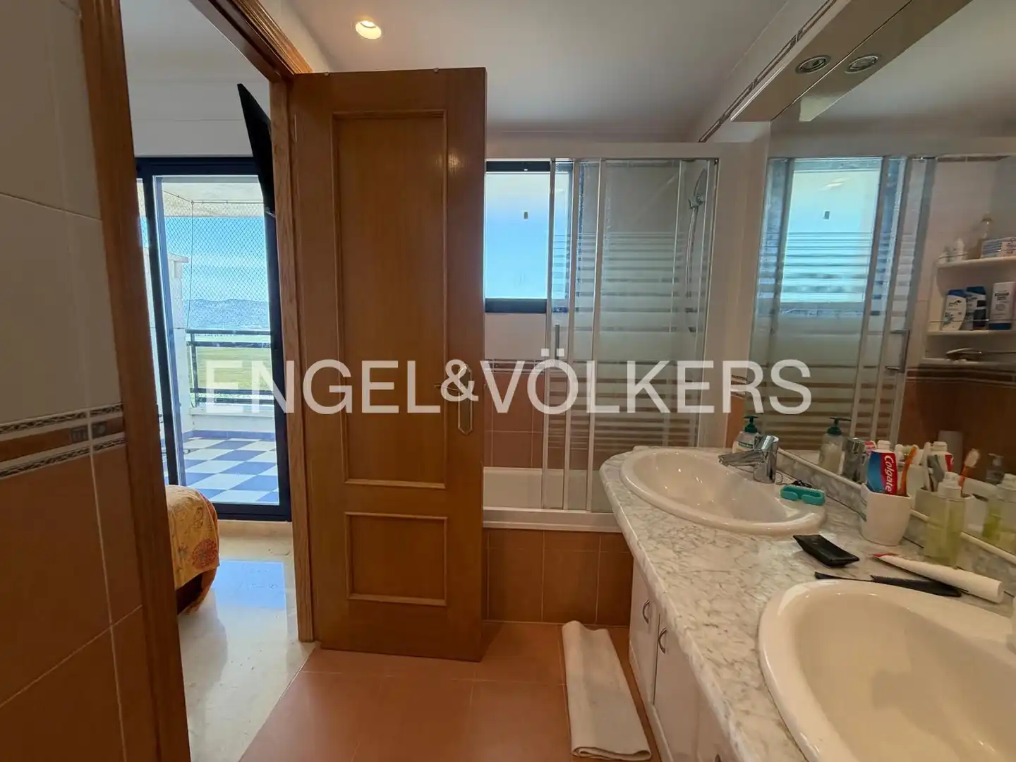Bathroom of Flat for rent in Gandia  with Air Conditioner, Heating and Terrace