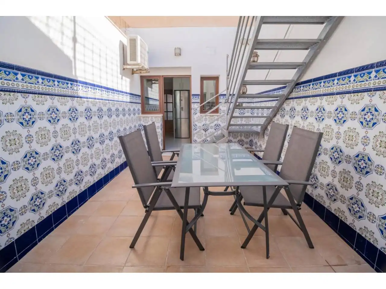 Terrasse von Wohnung zum Verkauf in  Palma de Mallorca mit Klimaanlage, Terrasse und Möbliert