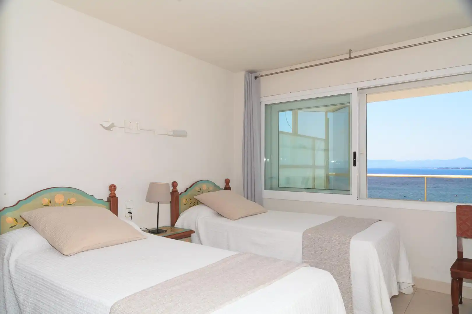 Apartments for sale in de Colón, 15, Mar i Camp - Platja dels Capellans