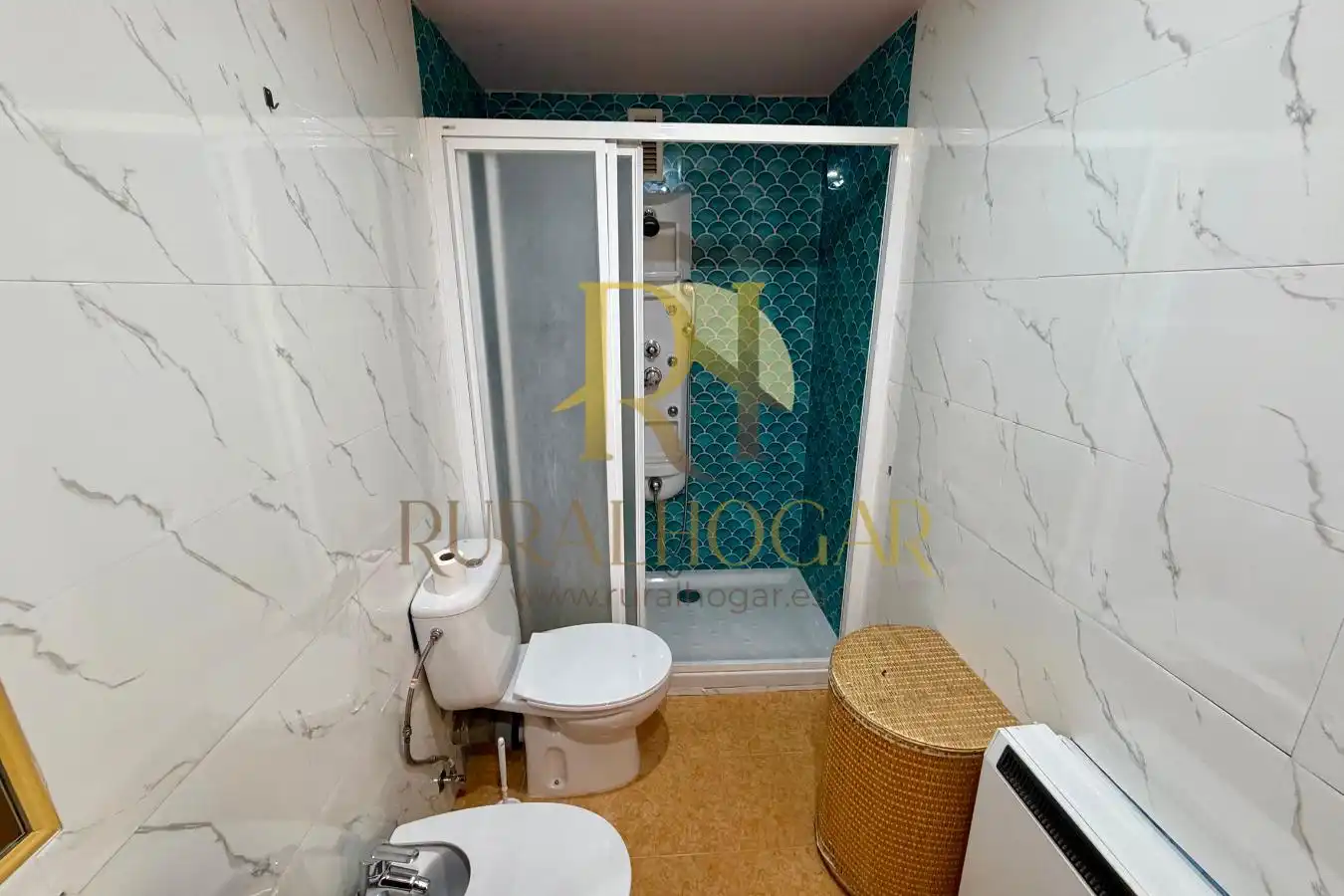 Baño de Piso en venta en Molina de Aragón con Calefacción, Trastero y Internet