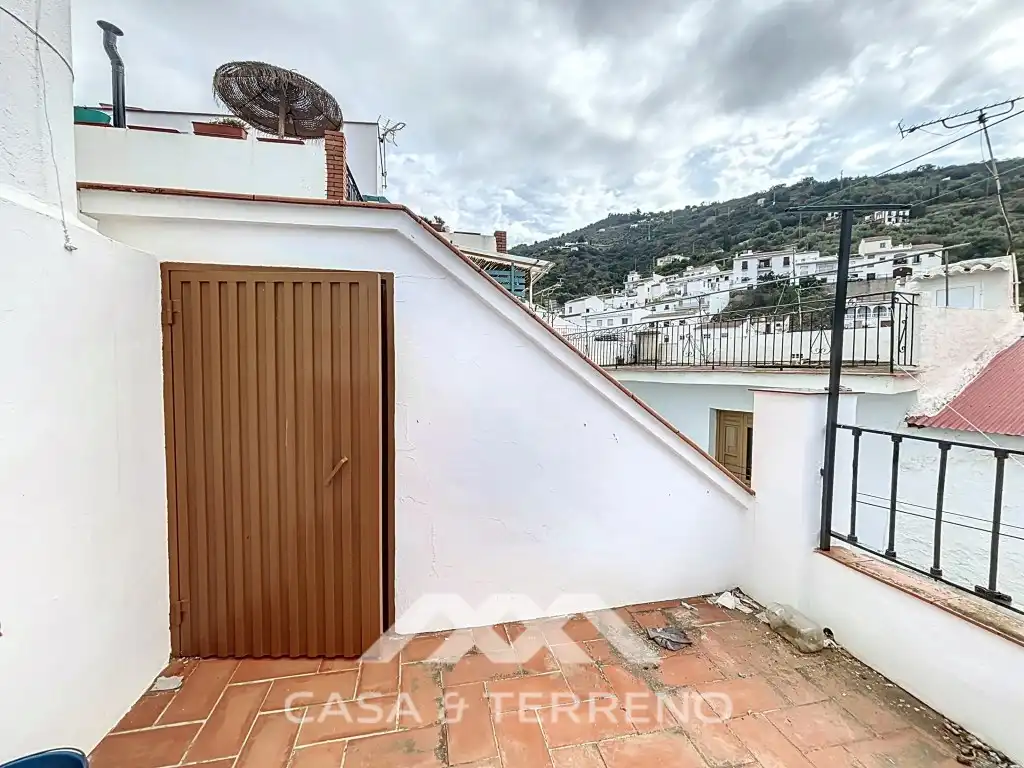 Terrace of Houses for sale in Sayalonga  with Furnished, Oven and Washing machine