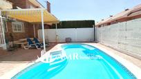 Swimming pool of Single-family semi-detached for sale in Illescas  with Air Conditioner, Heating and Private garden