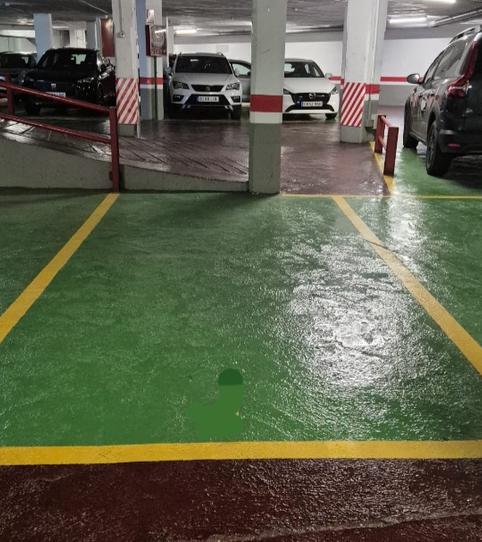 Foto 2 de Garaje de alquiler en Carrer de Cartellà, 87, Vilapicina i la Torre Llobeta,  Barcelona Capital