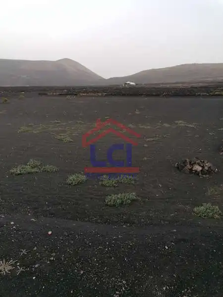 Terreno en venta en Yaiza