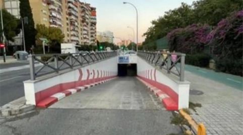 Foto 2 de Garaje en venta en Calle Amor, 50, Sta. Aurelia - Cantábrico - Atlàntico - La Romería, Sevilla Capital