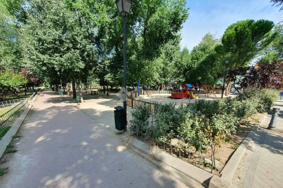 Vista exterior de Pis en venda en Madrid