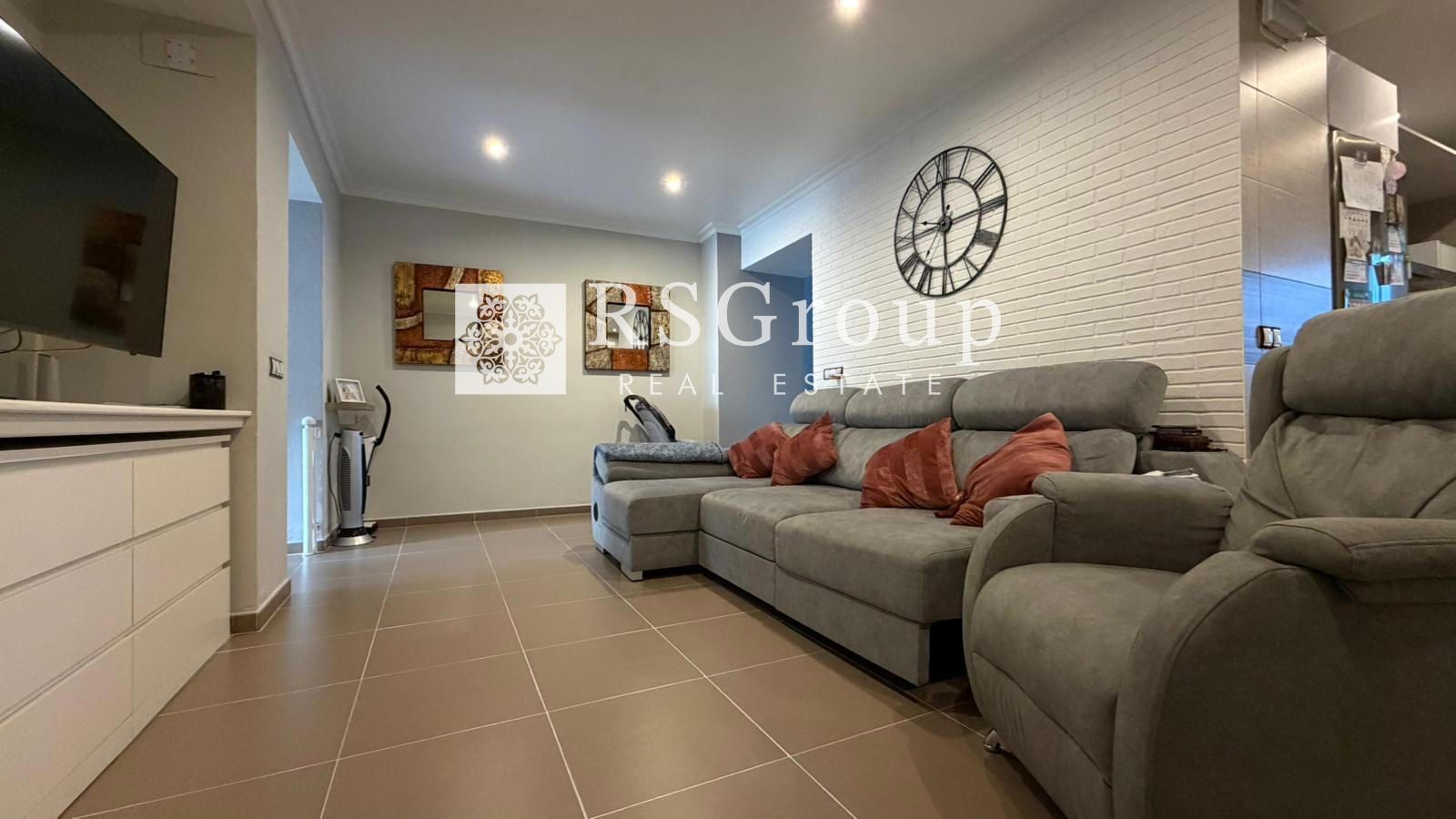 Sala de estar de Casa o chalet en venta en El Real de la Jara con Aire acondicionado, Calefacción y Terraza