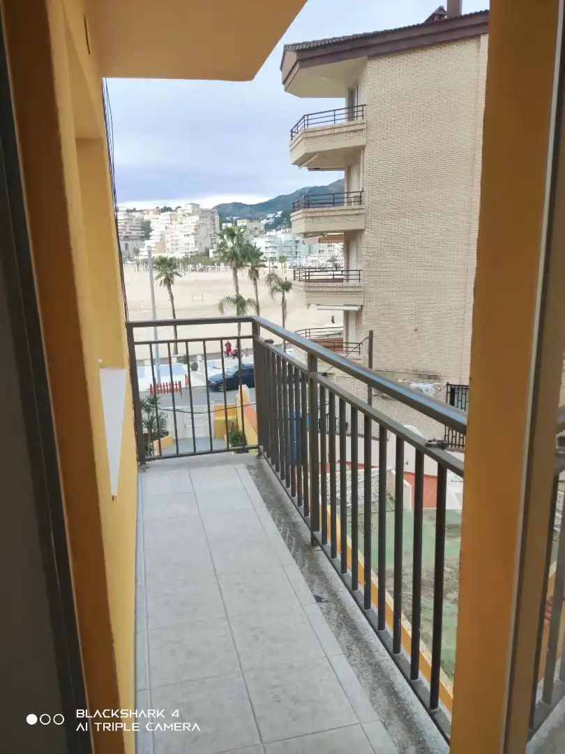Terrassa de Apartament de lloguer en Oropesa del Mar / Orpesa amb Aire condicionat, Moblat i Balcó
