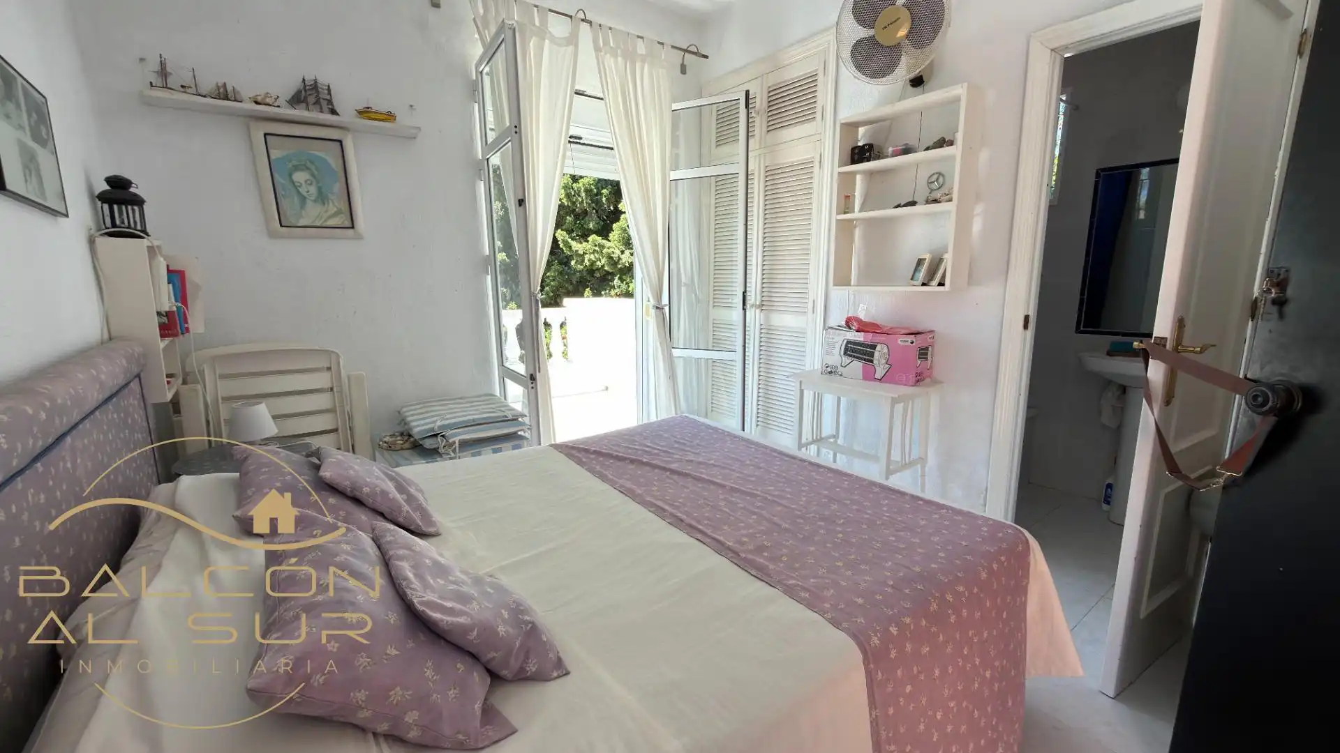Dormitori de Casa o xalet en venda en Rota amb Terrassa, Traster i Balcó