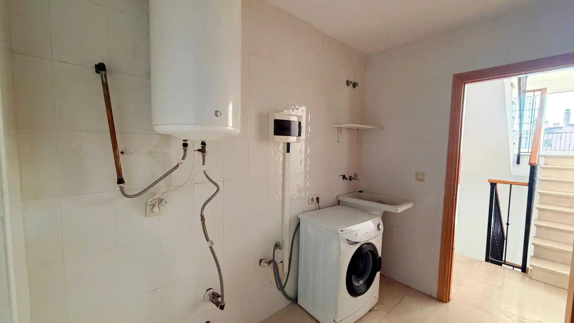 Bathroom of Detached homes for sale in Mijas  with Private garden, Terrace and Balcony