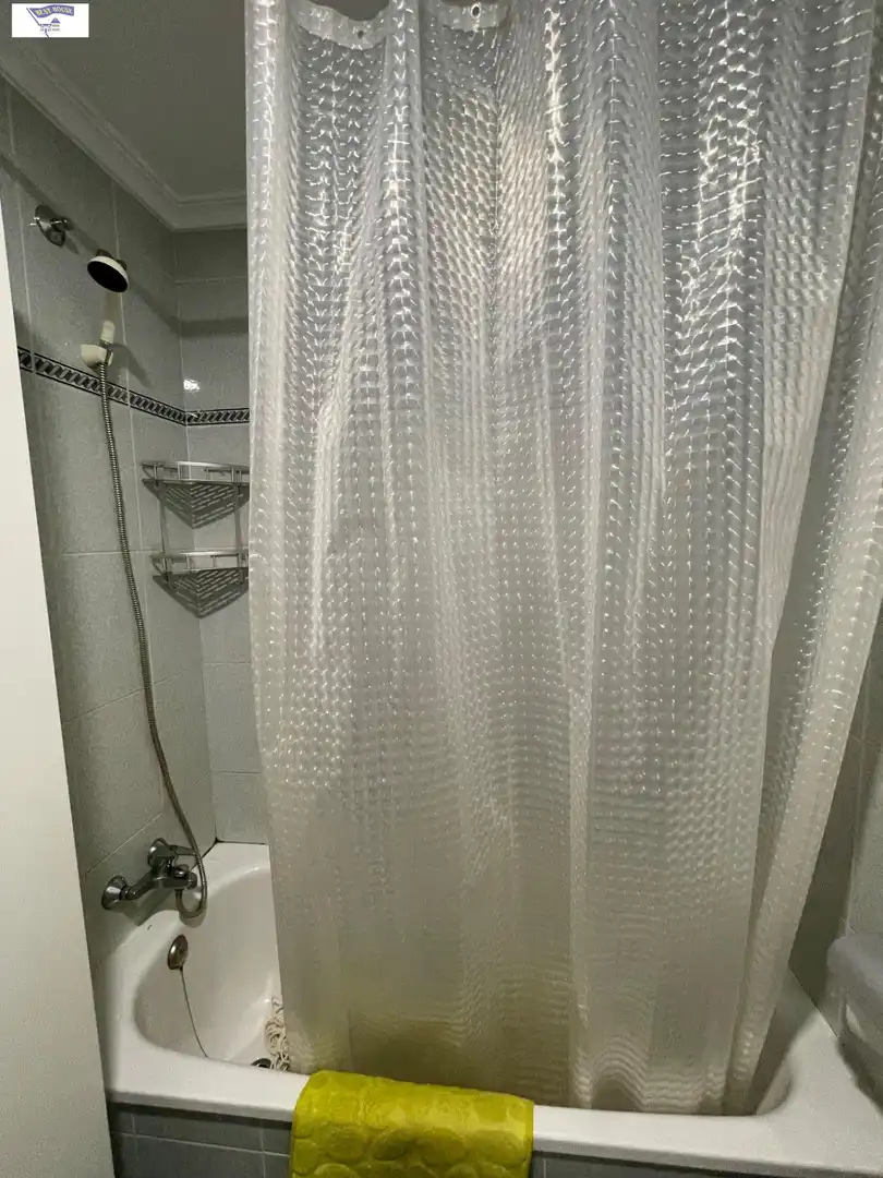Bathroom of Apartments for rent in Albacete  with Air Conditioner, Heating and Storage room