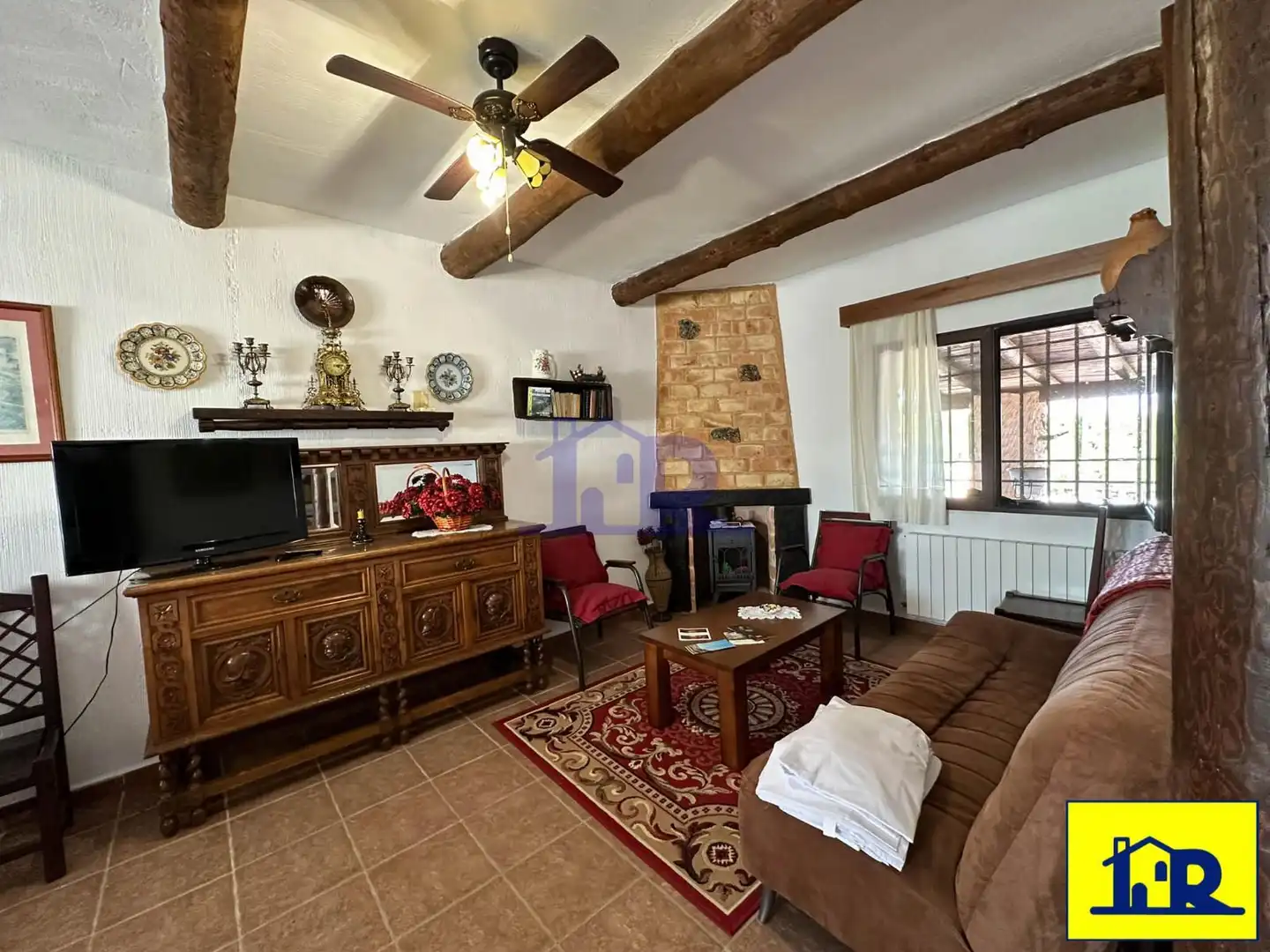 Living room of Houses for sale in Villar de Olalla  with Heating, Terrace and Storage room