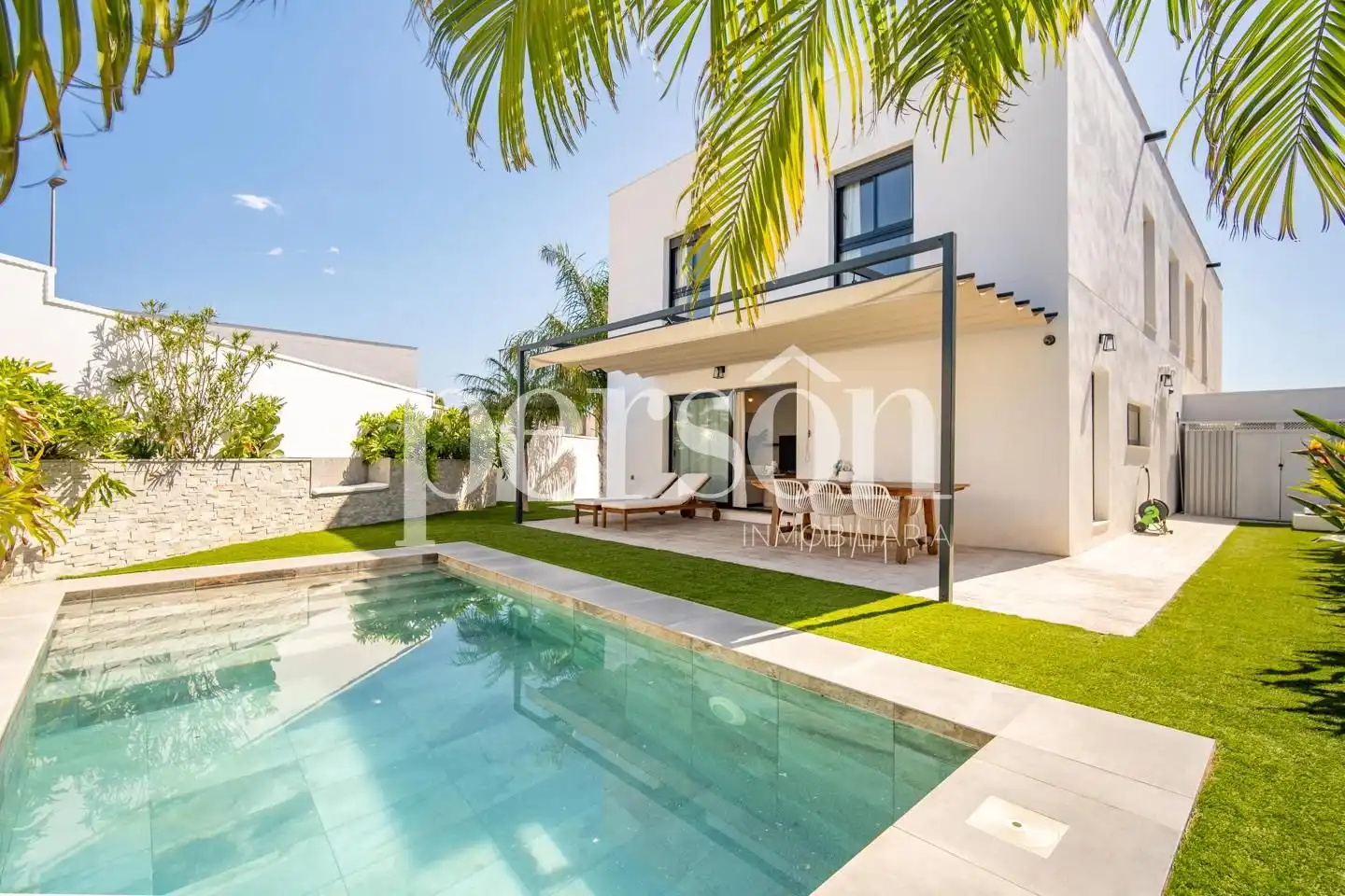 Vista exterior de Casa o chalet en venta en La Pobla de Vallbona con Aire acondicionado, Jardín privado y Terraza
