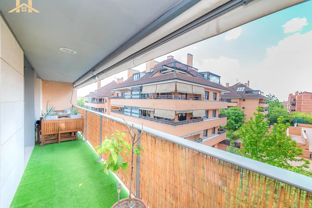 Appartement avec piscine à vendre à Sector B