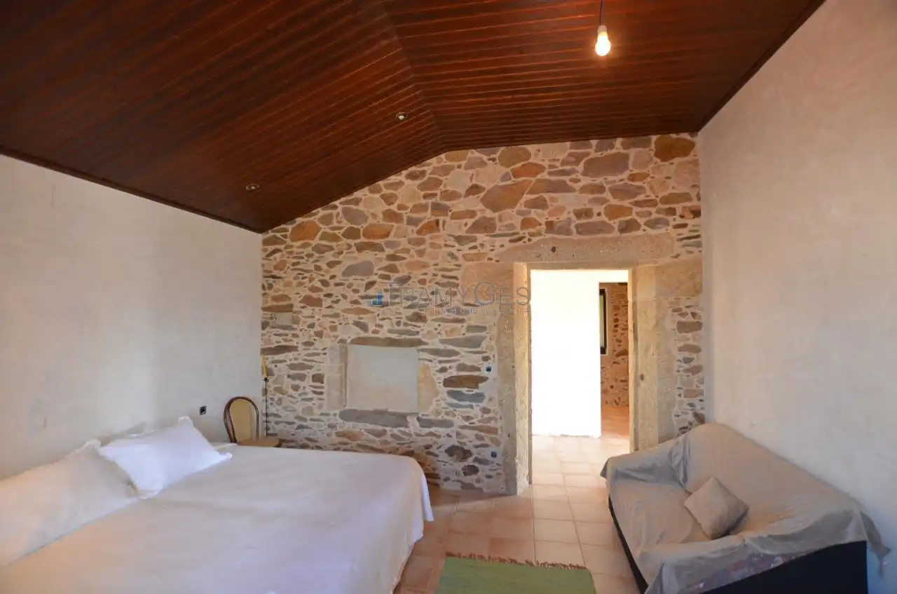 Habitación de Finca rústica en venta en O Rosal   con Calefacción, Jardín privado y Terraza
