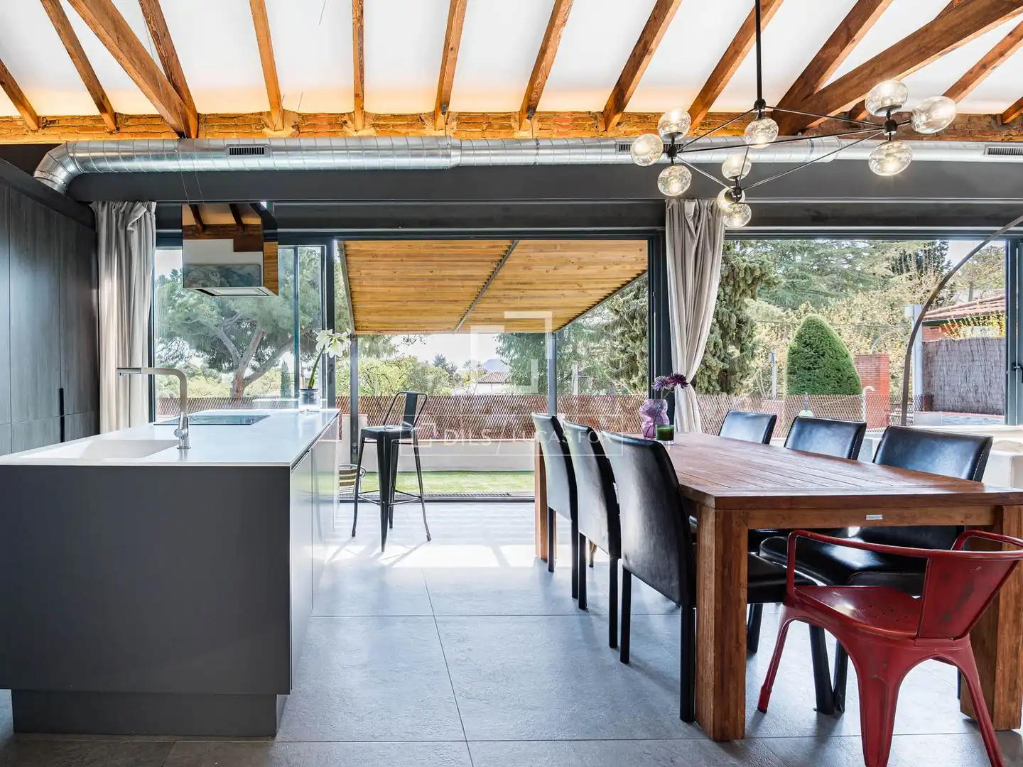 Terrassa de Casa o xalet en venda en Cerdanyola del Vallès amb Aire condicionat, Calefacció i Jardí privat