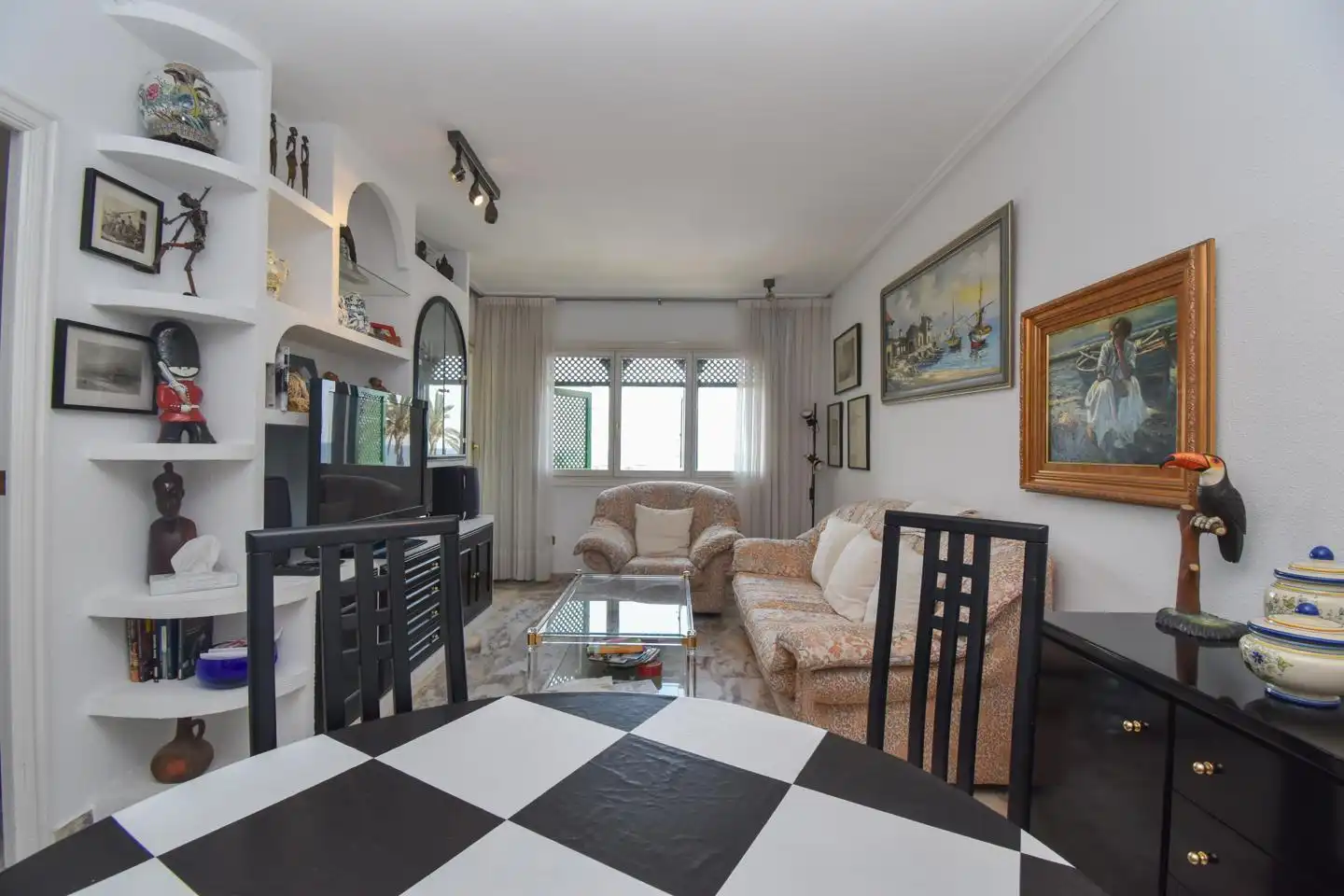 Flat with pool for sale in Avenida Santiago Bernabéu, imagen 7