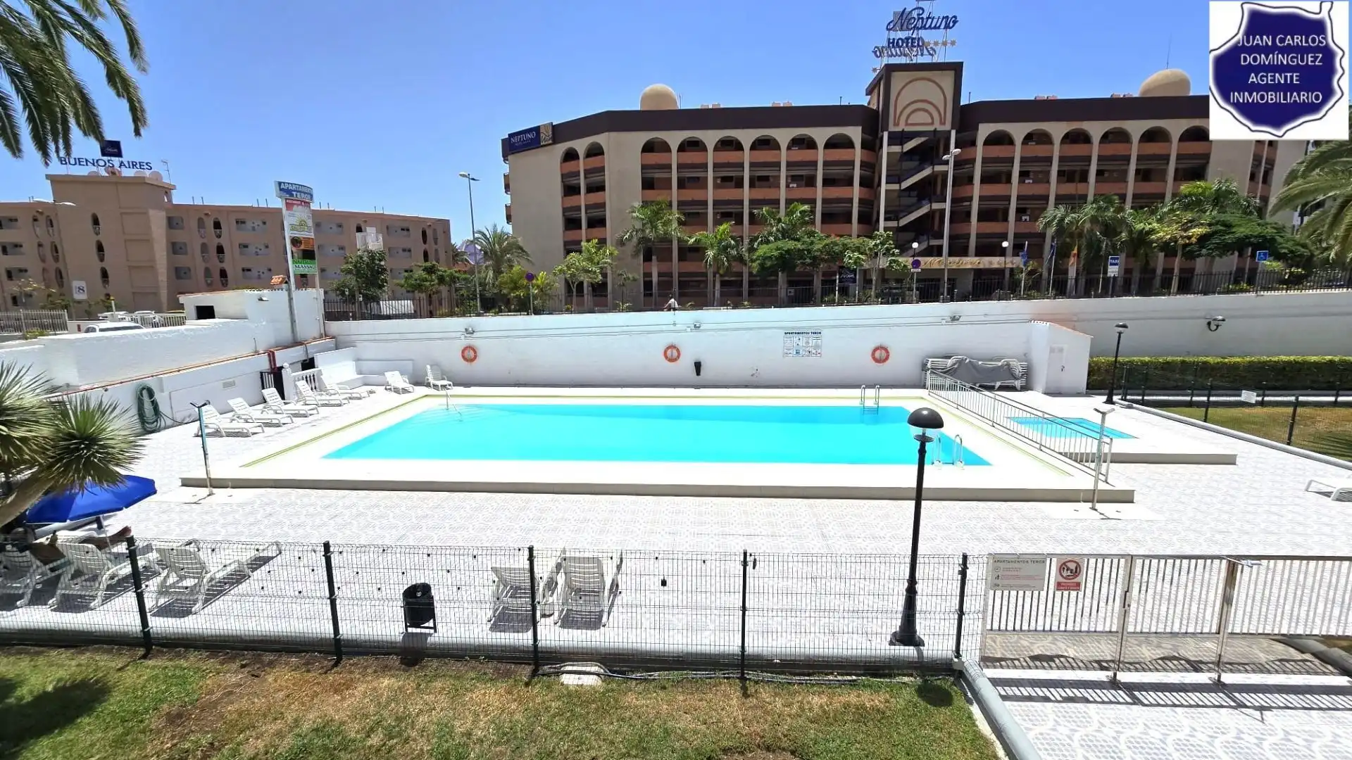 Piscina de Apartament de lloguer en San Bartolomé de Tirajana amb Aire condicionat, Terrassa i Moblat