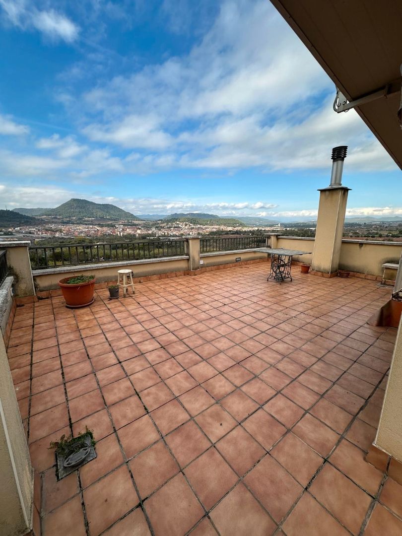 Terrace of House or chalet for sale in Manresa  with Air Conditioner, Heating and Terrace
