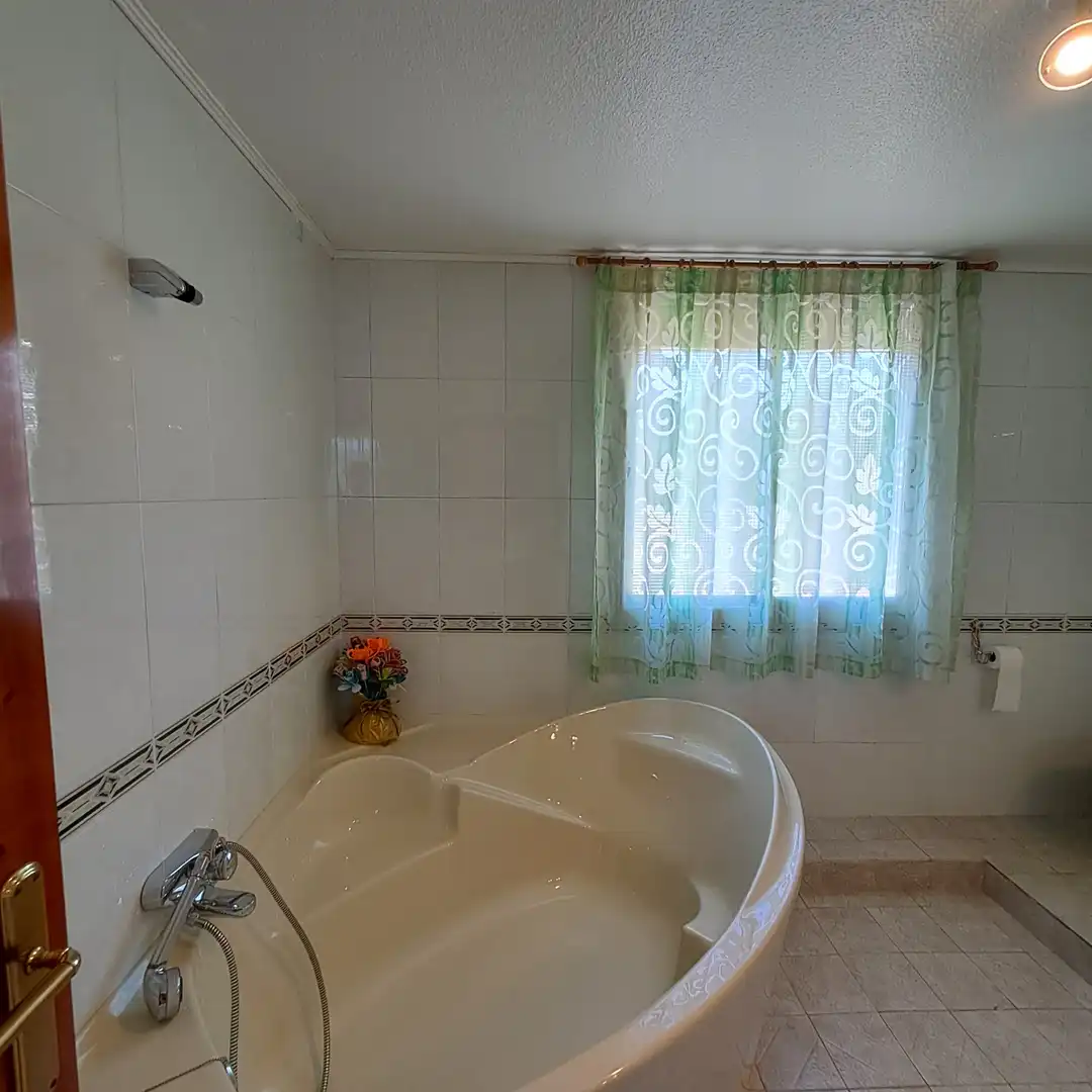 Casa amb terrassa en venda a Carrer Comiols, imagen 50