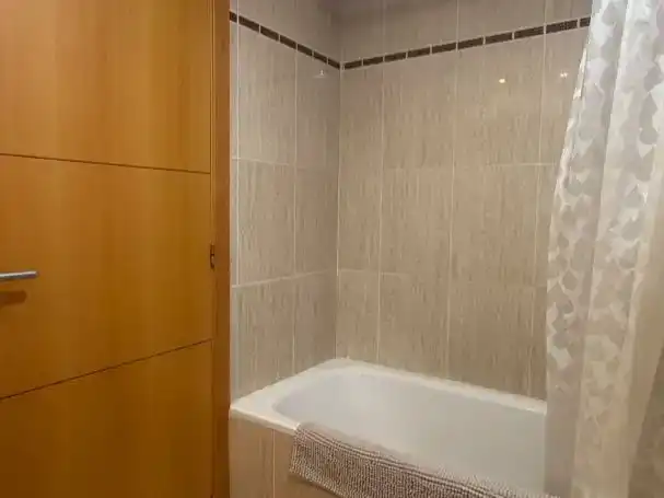 Bathroom of Flat for rent in Torreblanca  with Air Conditioner, Private garden and Parquet flooring