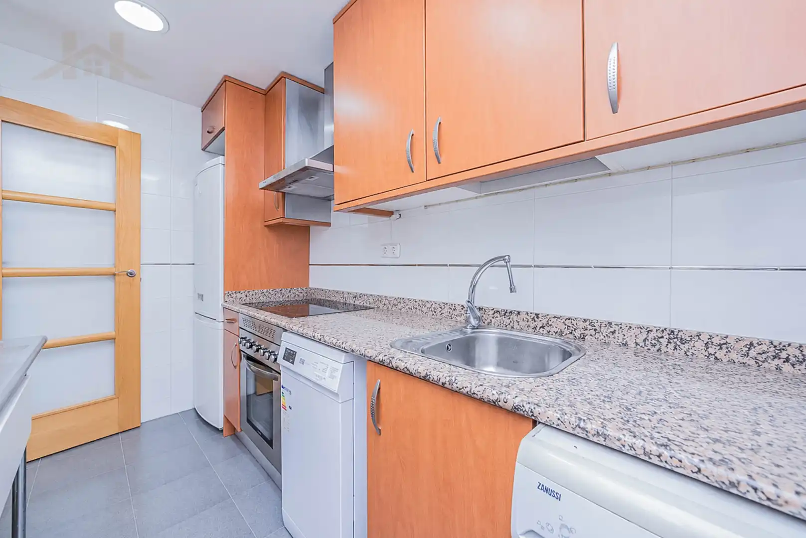 Maisonette mit Aufzug zum Verkauf in Casarrubios del Monte pueblo, imagen 4