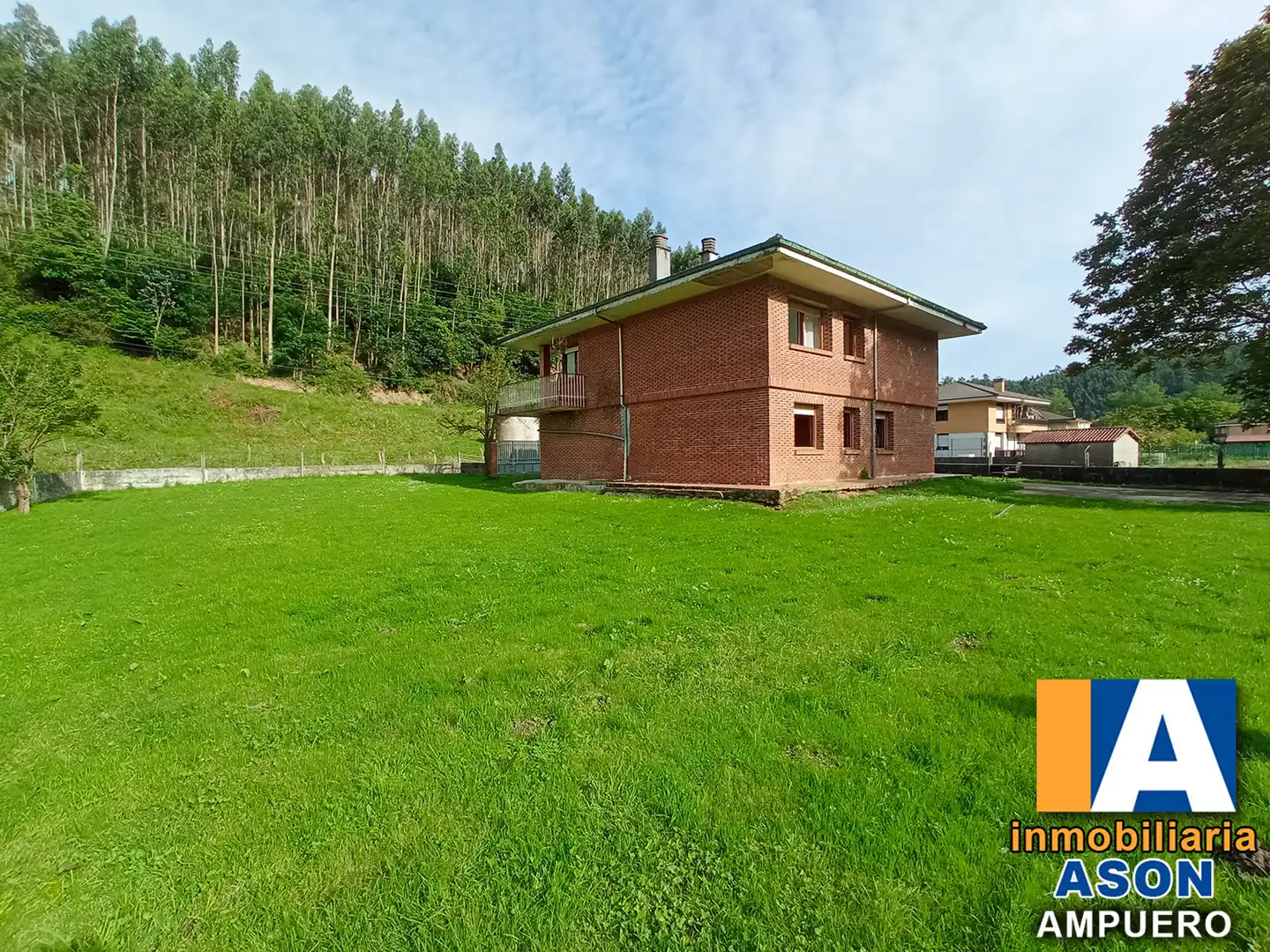 Casa o chalet en venta en Ampuero con Jardín privado, Parquet y Terraza