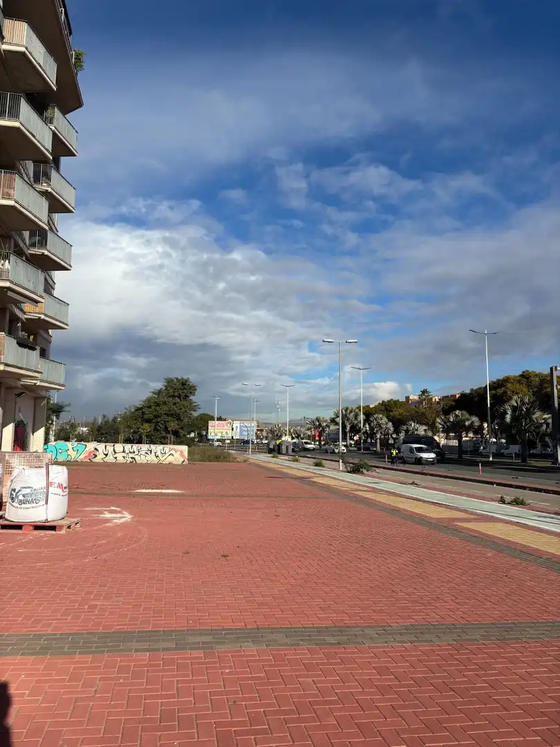 Vista exterior de Local en venda en Murcia