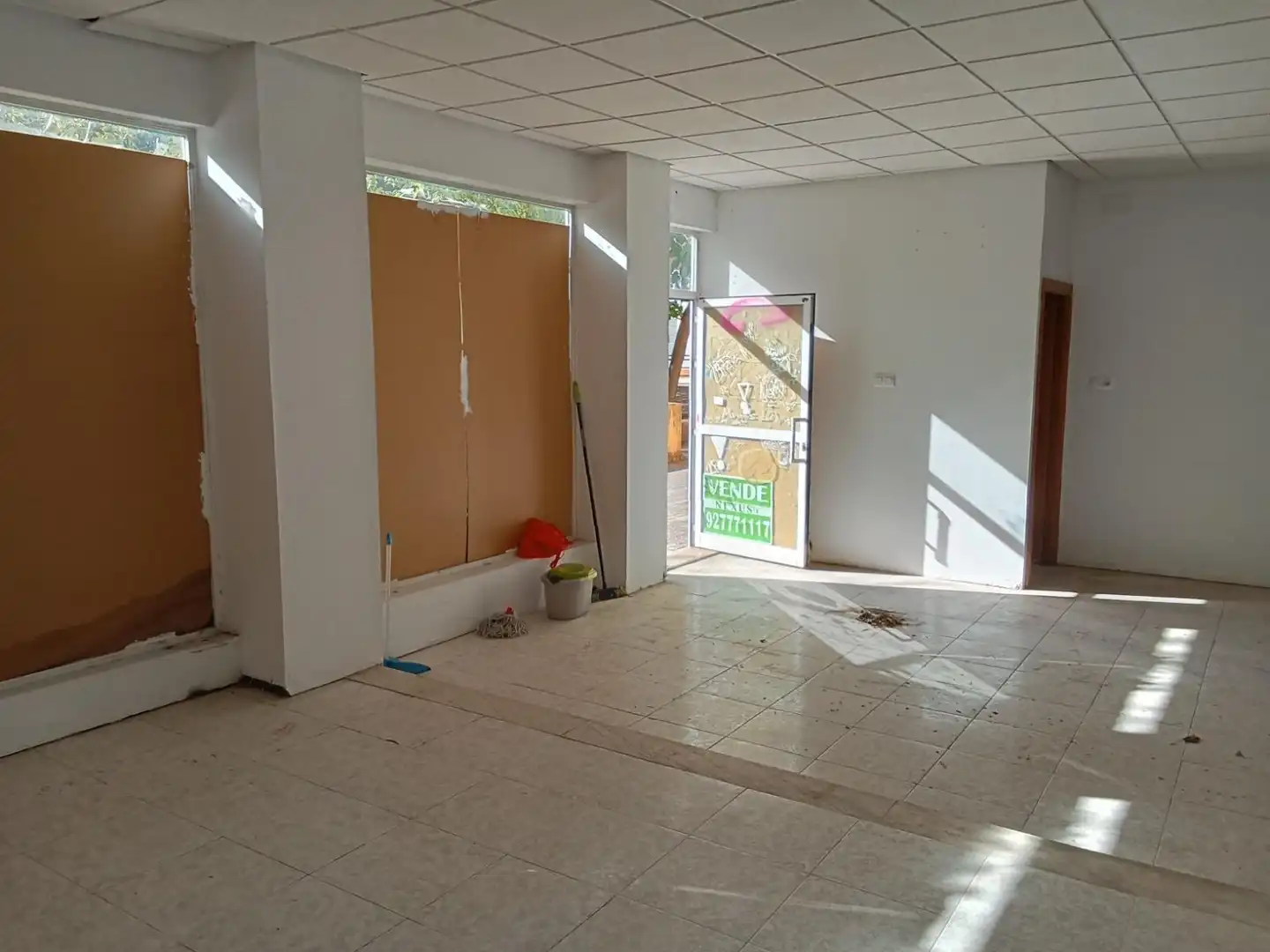 Local comercial en venta en Centro, imagen 2