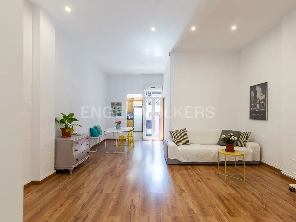 Wohnzimmer von Wohnung zur Miete in Valencia mit Klimaanlage, Heizung und Parkett