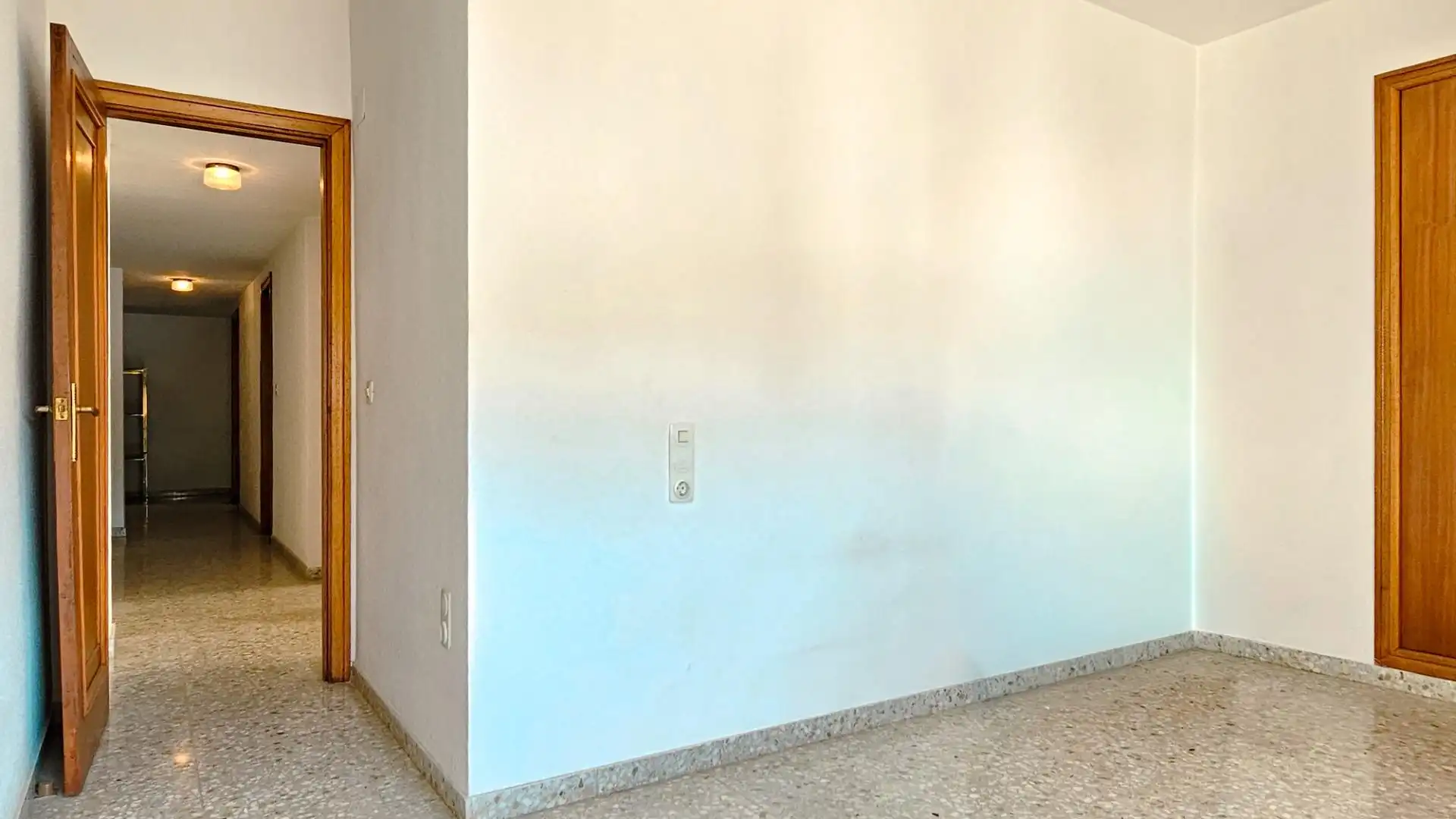 Flat for sale in Gandia  with Storage room and Balcony