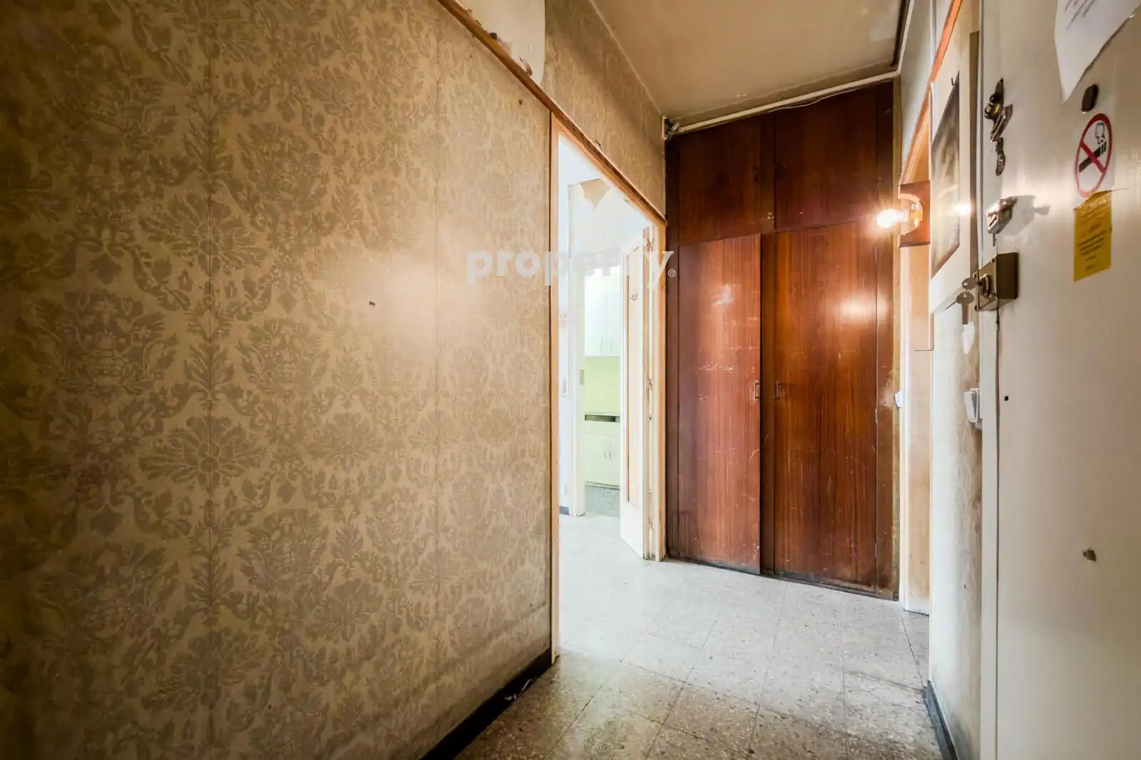 Piso en venta en Barcelona con Calefacción, Terraza y Balcón