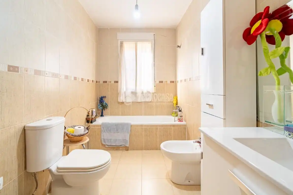 Maison jumelée à vendre à Jun, imagen 17