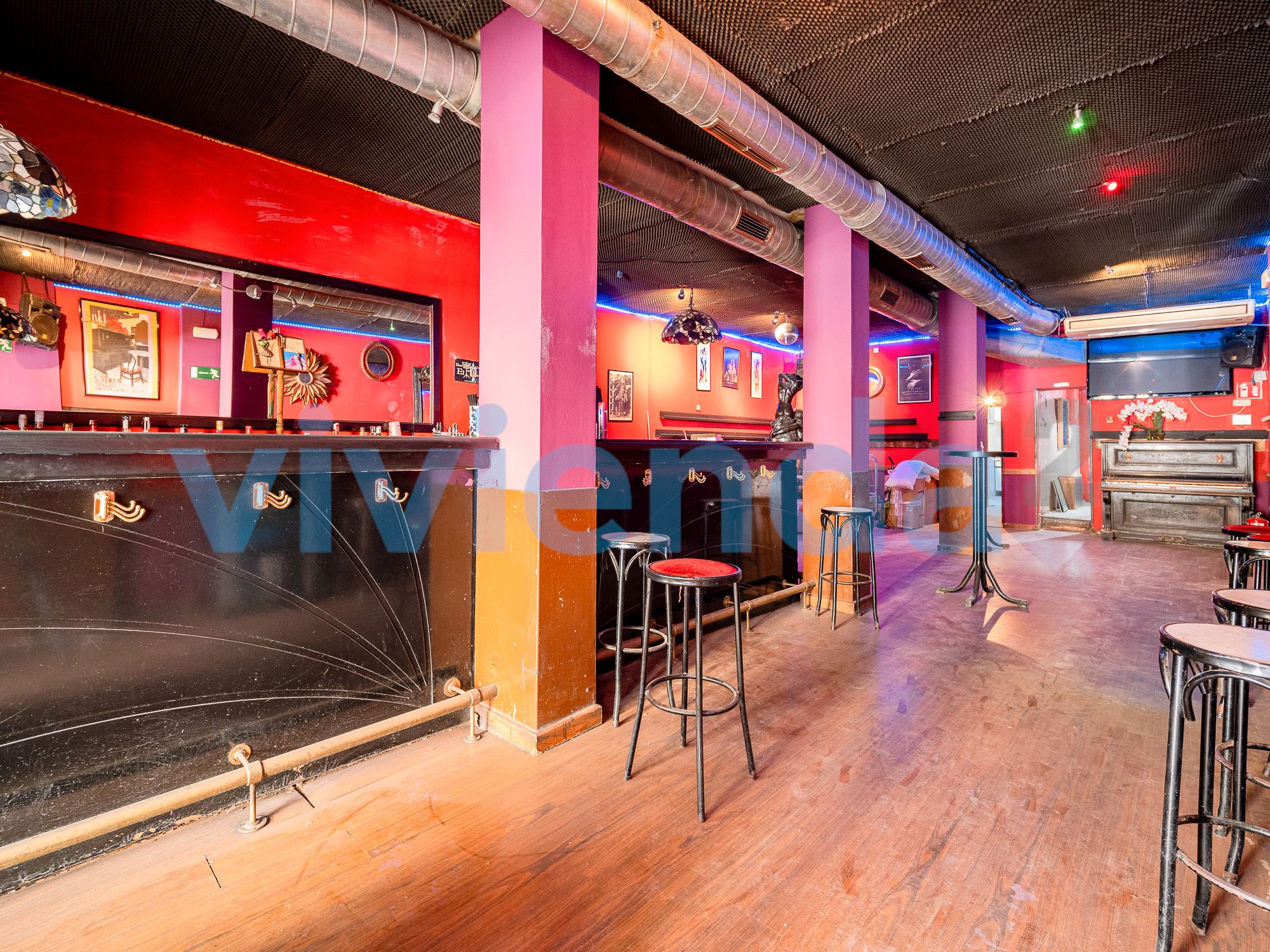 Premises for sale in  Madrid Capital  with Air Conditioner