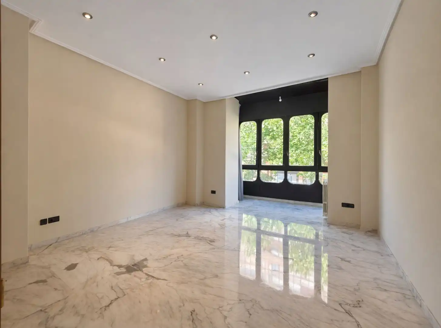 Piso en venta en Zaragoza con Aire acondicionado y Trastero